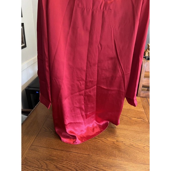 Vintage Lord And Taylor Womens Red Satin Sleep Shirt Sz Small Loose Fit Oversize - Picture 7 of 12